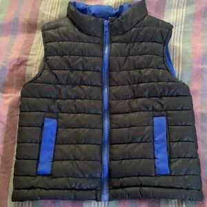 Crazy 8 Boys Fleeced Lined Black and Blue Puff Vest Size 3T